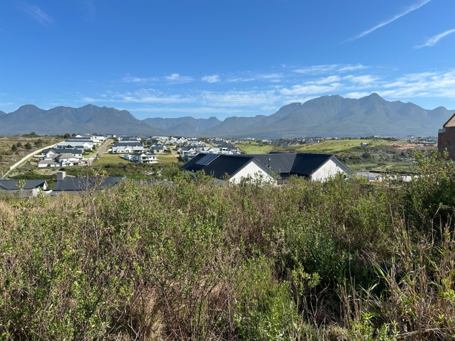 Commercial Property for Sale in Kingswood Golf Estate Western Cape